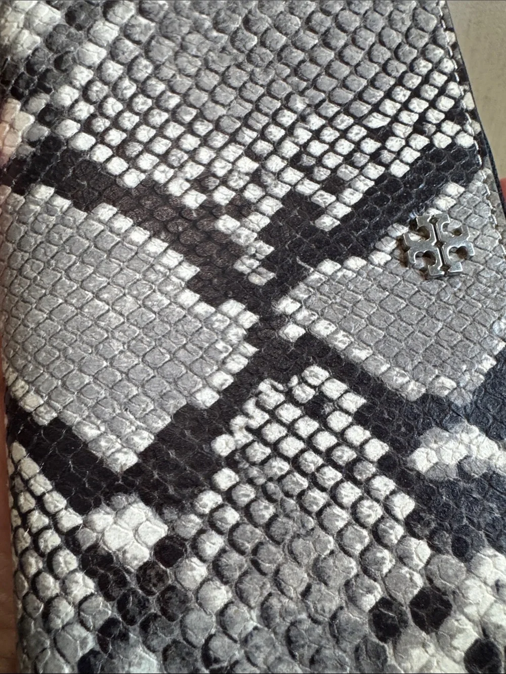 Tory Burch Black & White Snake-Print Zip Around Wallet NWOT